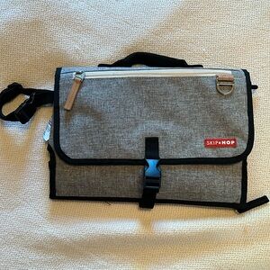 Skip Hop changing pad